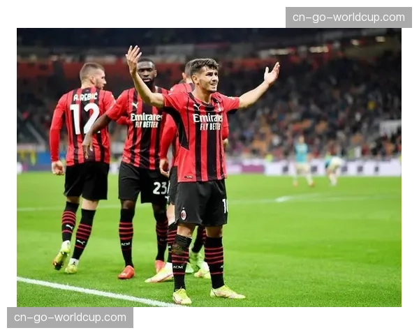 AC米兰2-0力克拉齐奥，稳固积分榜第三位置