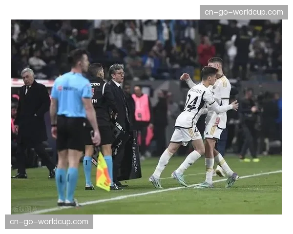 西甲联盟将在四月测试新越位系统,旨在提升边路反越位进攻流畅性 西甲联盟将在四月测试新越位系统,旨在提升边路反越位进攻流畅性