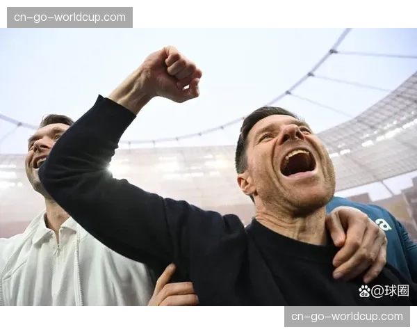 朗斯队长凯文·丹索：谈论球队的团队精神与下赛季欧战目标